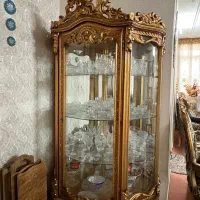 بوفه چوبی رنگ طلایی