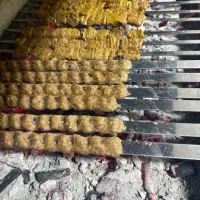 نیرو کار در رستوارن و منقل دار