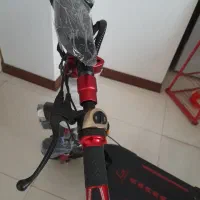 اسکوتر|دوچرخه، اسکیت، اسکوتر|فردیس, فردیس|دیوار