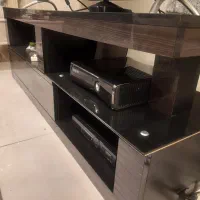 میز تلویزیون در حد نو ضد خش