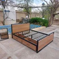 تولید انواع تخت سفارشی چوب فلز