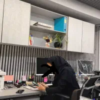همکار خانم مسلط به وبسایت و ادمین پیج و آنلاین شاپ