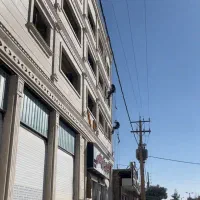 کاردرارتفاع بدون بستن داربست شستشو نما پیچ رولپلاک|خدمات پیشه و مهارت|بندر کنگان, |دیوار