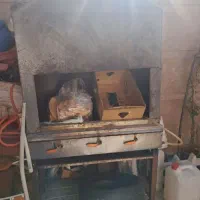کباب پز ومیزکار رستورانی