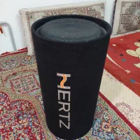 ساب باکس برندهرتز با دوعدد دزدگیر سالم