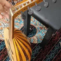 عود (بربط)