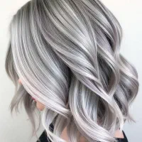 آموزش تخصصی  رنگ و لایت ومژه