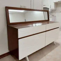 آینه کنسول در حد نو