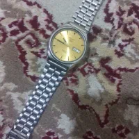 ساعت سکو ۵|ساعت|قم, حکمت شمالی|دیوار