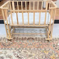 تخت کودک|تخت و صندلی بچه|دوگنبدان, |دیوار