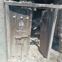 درب چوبی قدیمی بالای ۲۰۰ سال قدمت