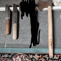 چاقو پوست کنی و تبر طبیعت گردی