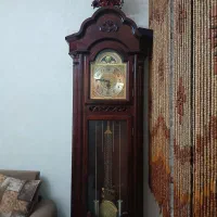 ساعت نوستالوژی،تابلوی عقاب تمام چوب و میز تلویزیون