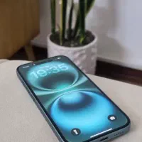 ایفون 16 نرمال در حد نو