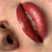 تخفیف ‌شیدینگ لب ومیکروبلیدینگ ابرو ‌وبنمژه