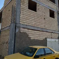 یک ساختمان سفت کاری