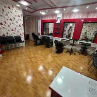 همکاری با سالن ناخن کار