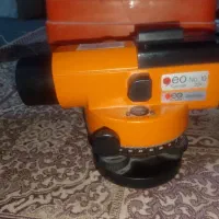 دربین تراز یاب نیوو در حد خشک و کالیبره سالم