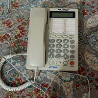 تلفن رو میزی