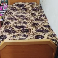 تخت و کمد نوجوان در حدنوو تمیز