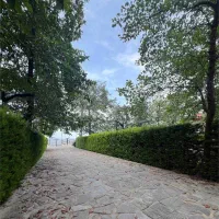 298 متر زمین مسکونی در باغ نظر