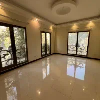 ۲۰۵ متر ۳ خواب ویو مشجر فرشته ولیعصر