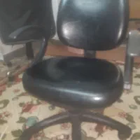 صندلی چرخدار کار کرده
