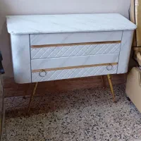 میز و صندلی ها سالم
