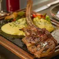 استخدام منقل دار در جزیره کیش