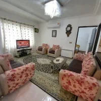 سوئیت2خوابه آرام مرکزشهر دارای پارکینگ،نزدیک ساحل