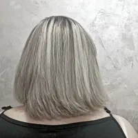 چند مدل رنگ و لایت و احیا و صافی نیازمندم|خدمات آرایشگری و زیبایی|رشت, معلم|دیوار