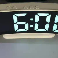 ساعت دیجیتال رو میزی ال ای دی.