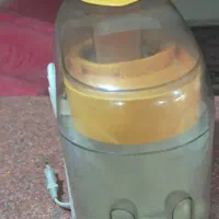 آب میوه گیری sunny|آبمیوه‌گیر و آب‌مرکبات‌گیر|قم, دانشگاه قم|دیوار