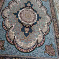 یک تخت فرش متری نو