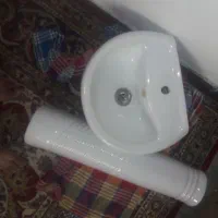 سنگ روشویی کوچک با پایه  در حد نو خیلی تمیز|لوازم سرویس بهداشتی|رامهرمز, |دیوار