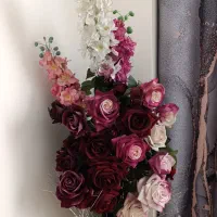 گل مصنوعی با گلدان