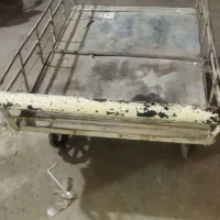 گاری چهار چرخ