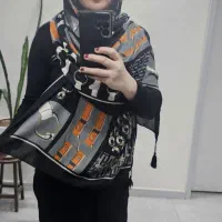 فروش انواع شال و روسری با کیفیت و برند