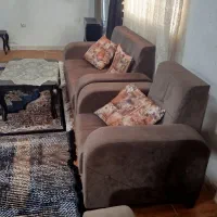 مبل ۷نفره همراه جلومبلی ومیزعسلی۷نفره