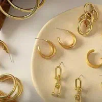 یه عدد  گوشواره طلا گم شده