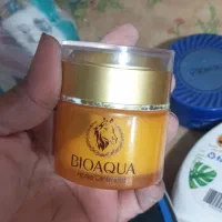 کرم اسب وسفید کننده صورت