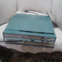 گرامافون قدیمی کتابی