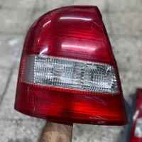 چراغ عقب مزدا۳۲۳|قطعات یدکی و لوازم جانبی|تهران, سبلان (لشگر)|دیوار