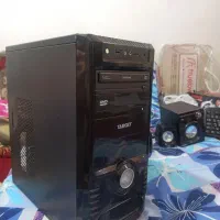 کامپیوتر و کیس قدرتمند