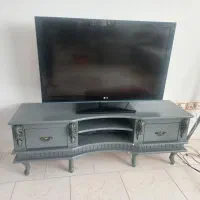 تلوزیون ۴۲ اینچ ال جی اصل کره به همراه میز تلوزیون