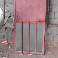 در اهنی سنگین در حد نو بدون چاچوب