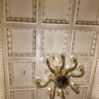 گچبری وآیینه کاری هنرنمای اصفهان
