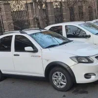 خودرو کوییک سفید