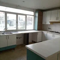 آپارتمان فروشی ۱۴۵ متر۳ خ مترو قلهک نزدیک شریعتی