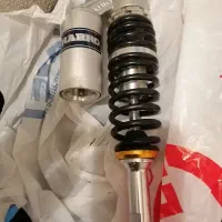 کمک عقب موتور سیکلت